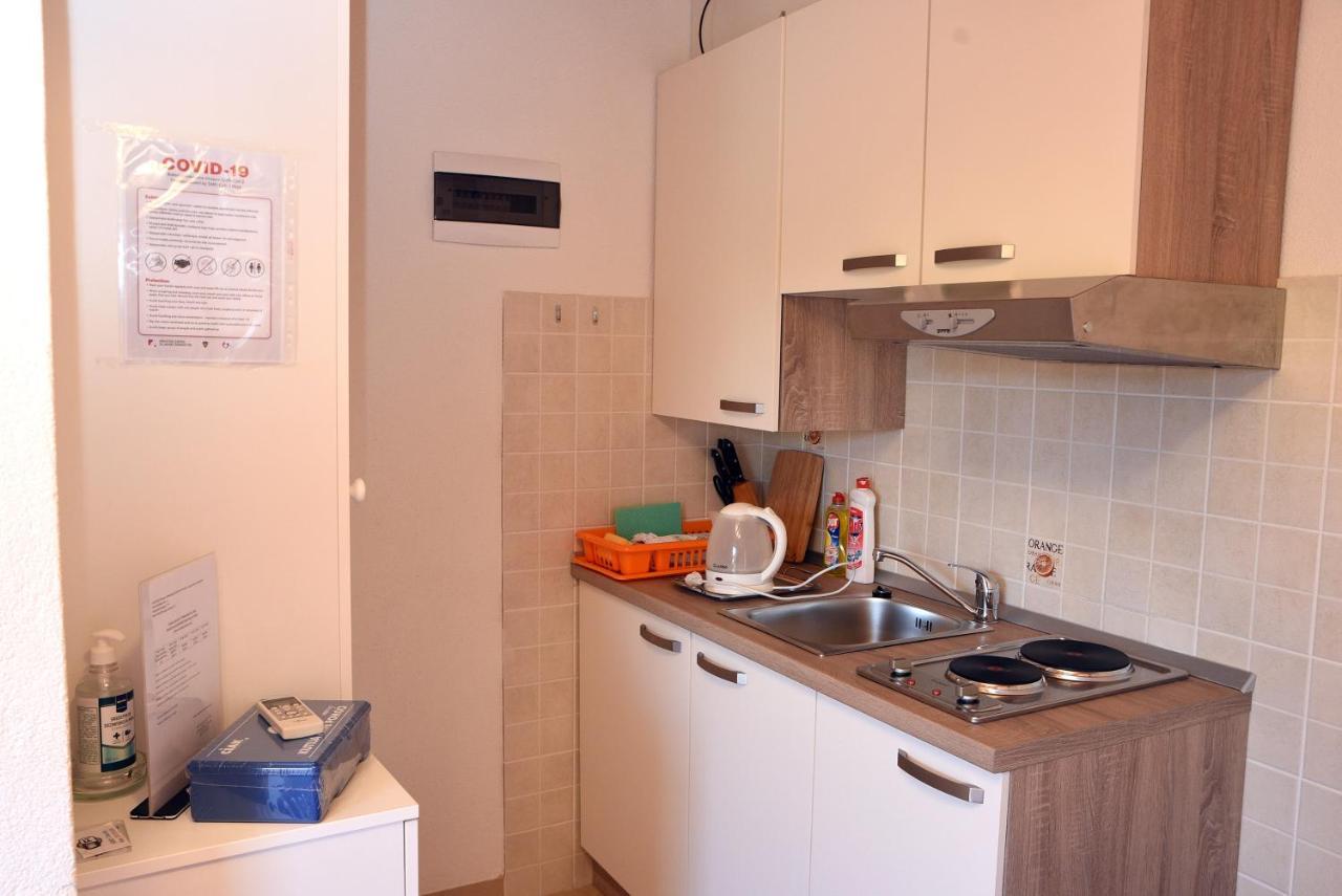 Apartment Anamarija Valun Luaran gambar