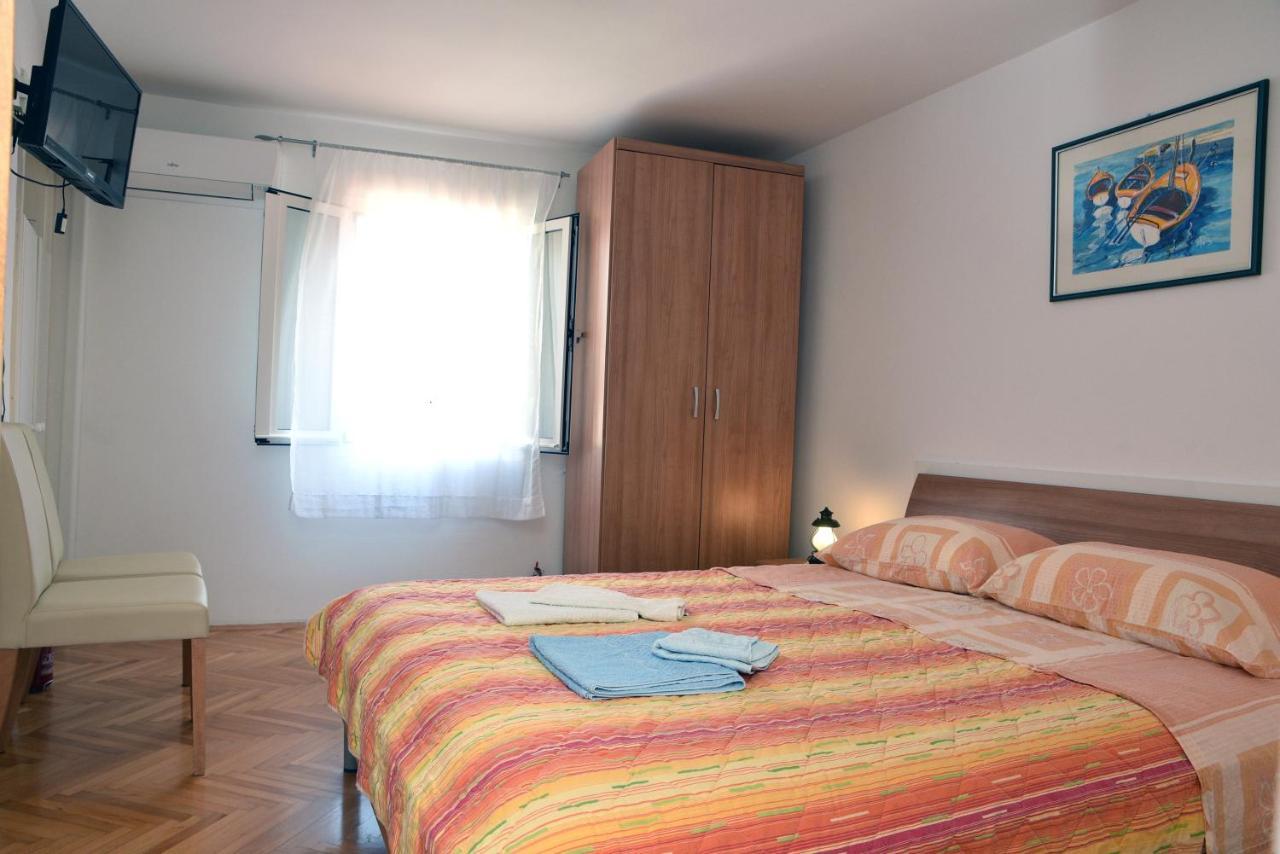 Apartment Anamarija Valun Luaran gambar