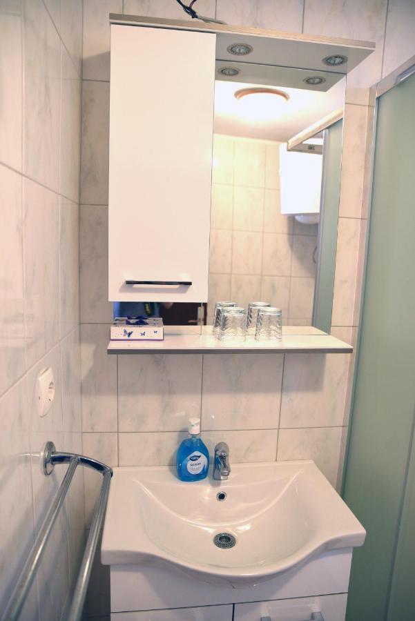 Apartment Anamarija Valun Luaran gambar